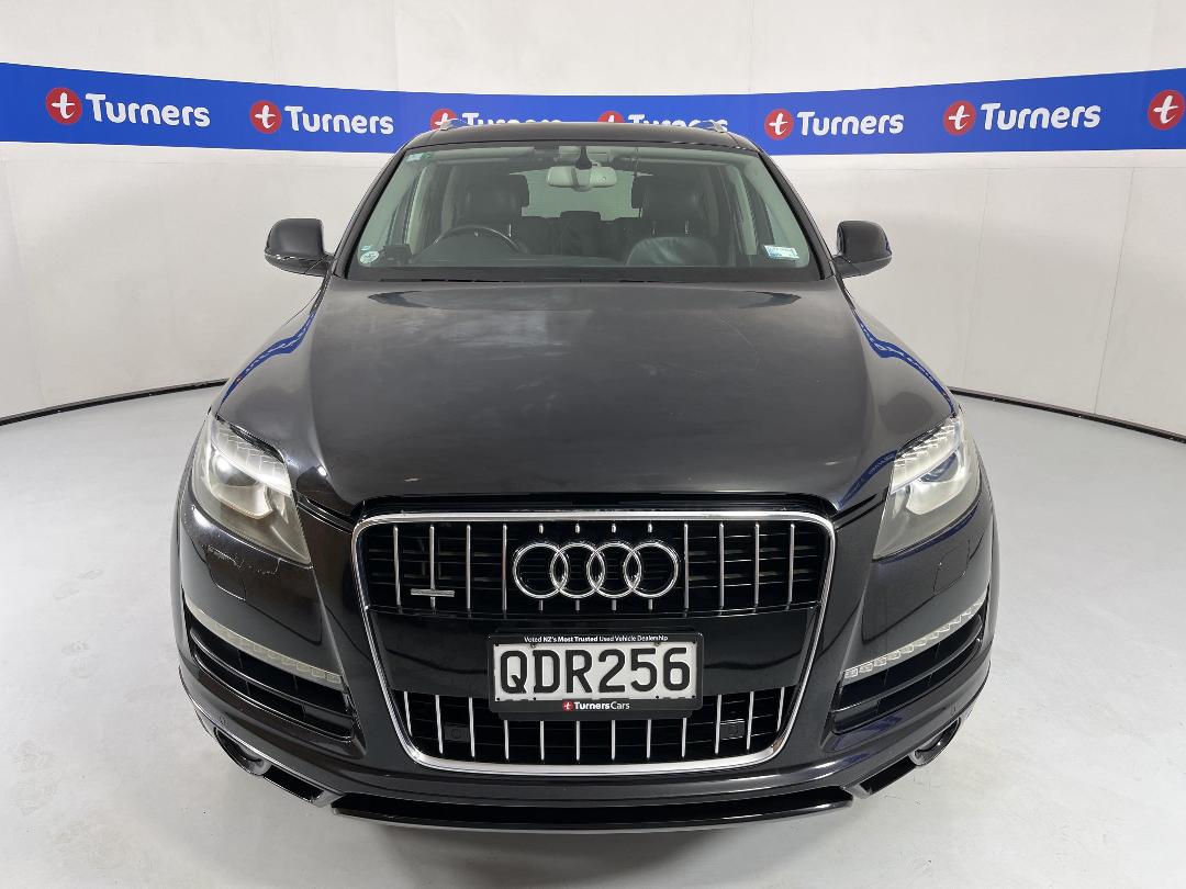 Photo '2' of Audi Q7 Photo '2' of Audi Q7