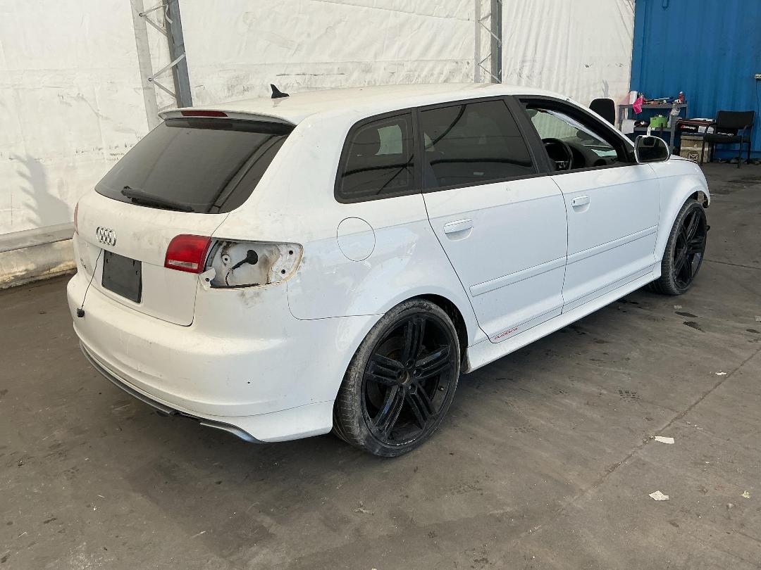 Photo '16' of Audi S3 Photo '16' of Audi S3