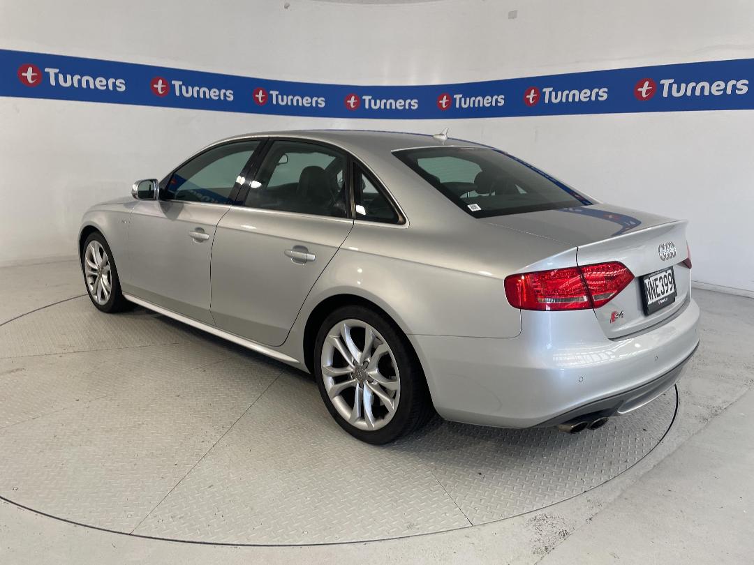 Photo '5' of Audi S4