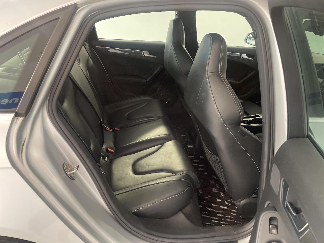 Photo '20' of Audi S4