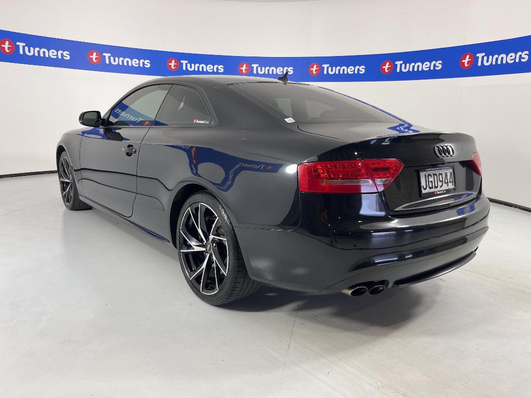 Photo '5' of Audi S5 Photo '5' of Audi S5