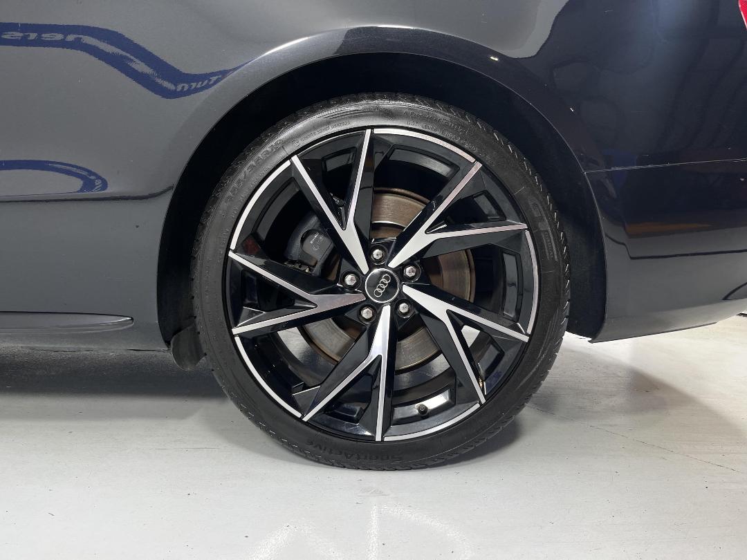 Photo '11' of Audi S5 Photo '11' of Audi S5