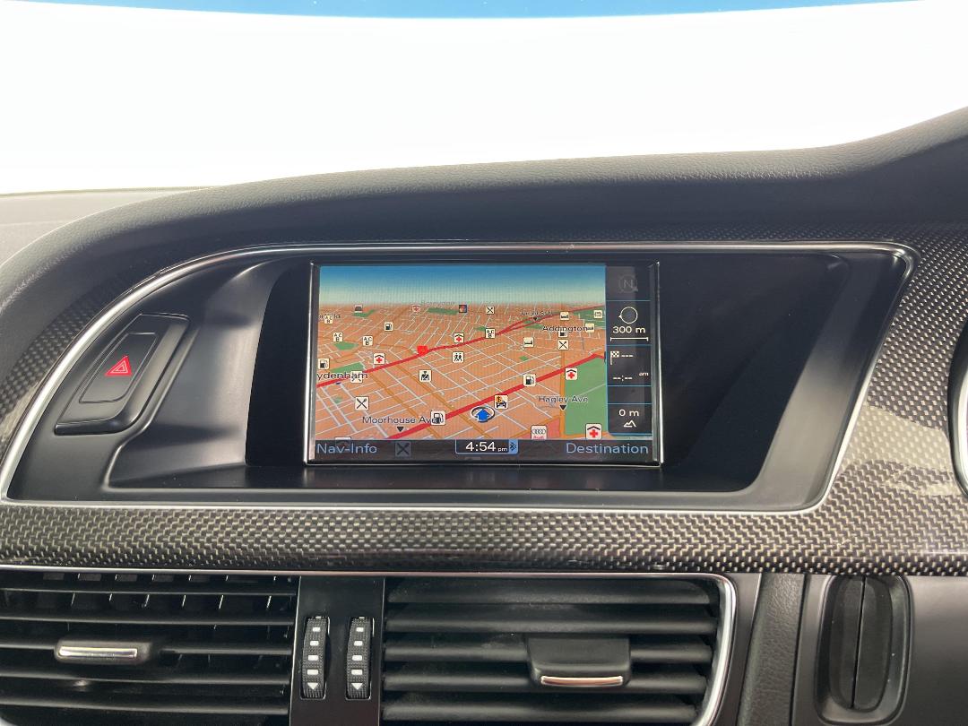 Photo '25' of Audi S5 Photo '25' of Audi S5