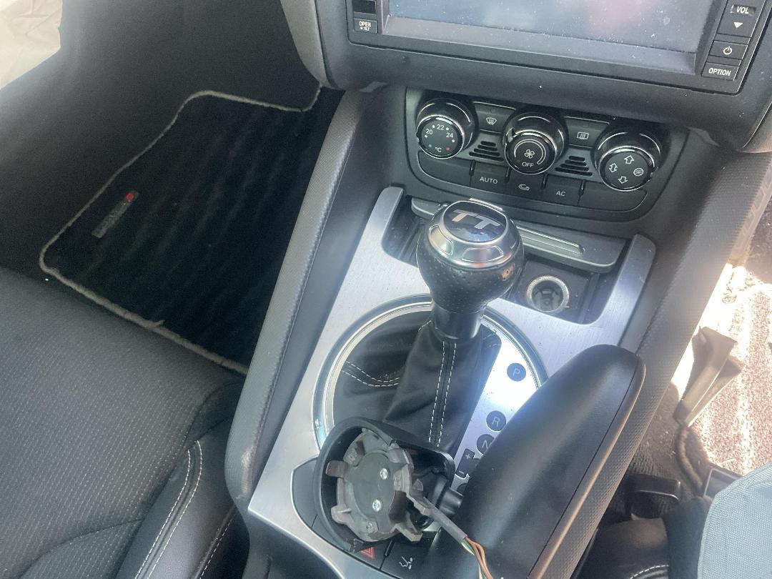 Photo '12' of Audi TT