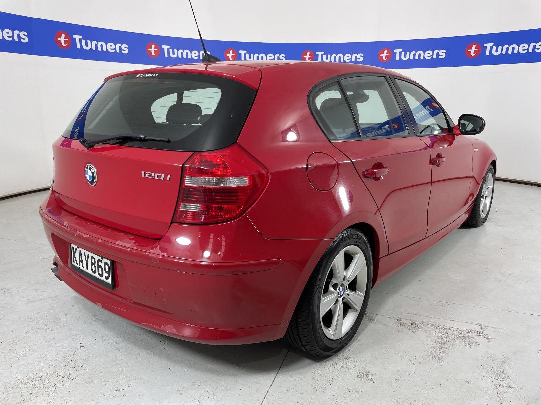 Photo '7' of BMW 120I Photo '7' of BMW 120I