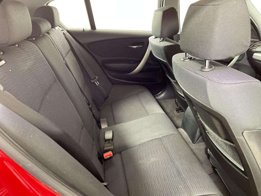 Photo '20' of BMW 120I Photo '20' of BMW 120I