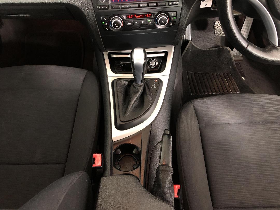 Photo '18' of BMW 120I