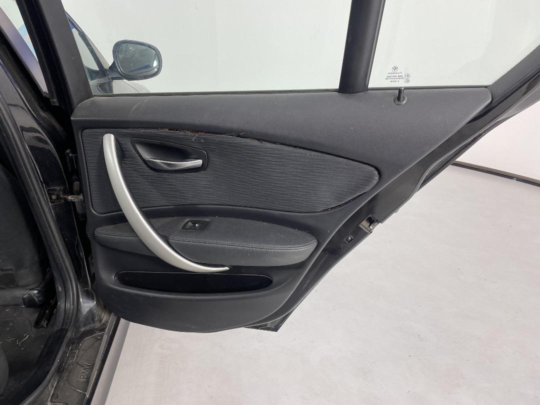 Photo '17' of BMW 120I