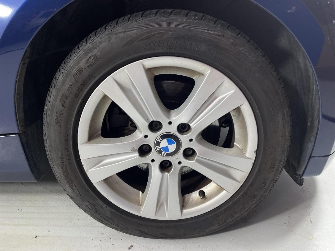 Photo '9' of BMW 120I Photo '9' of BMW 120I