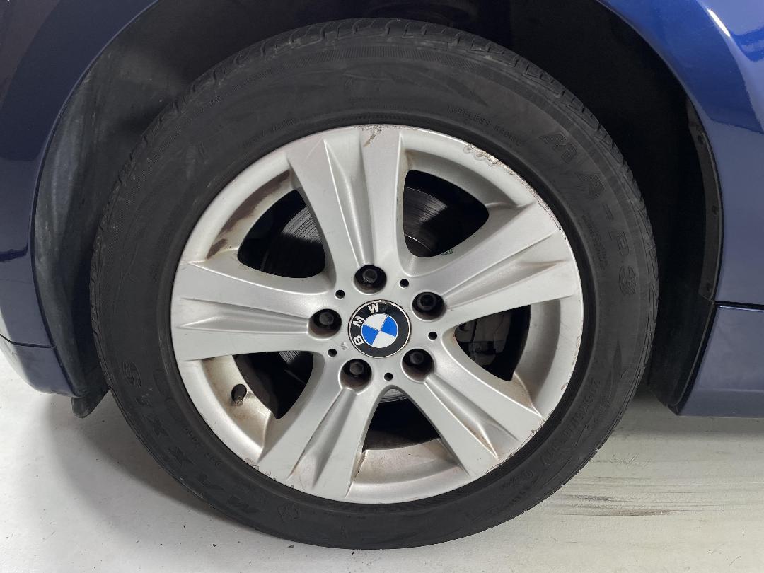 Photo '10' of BMW 120I Photo '10' of BMW 120I