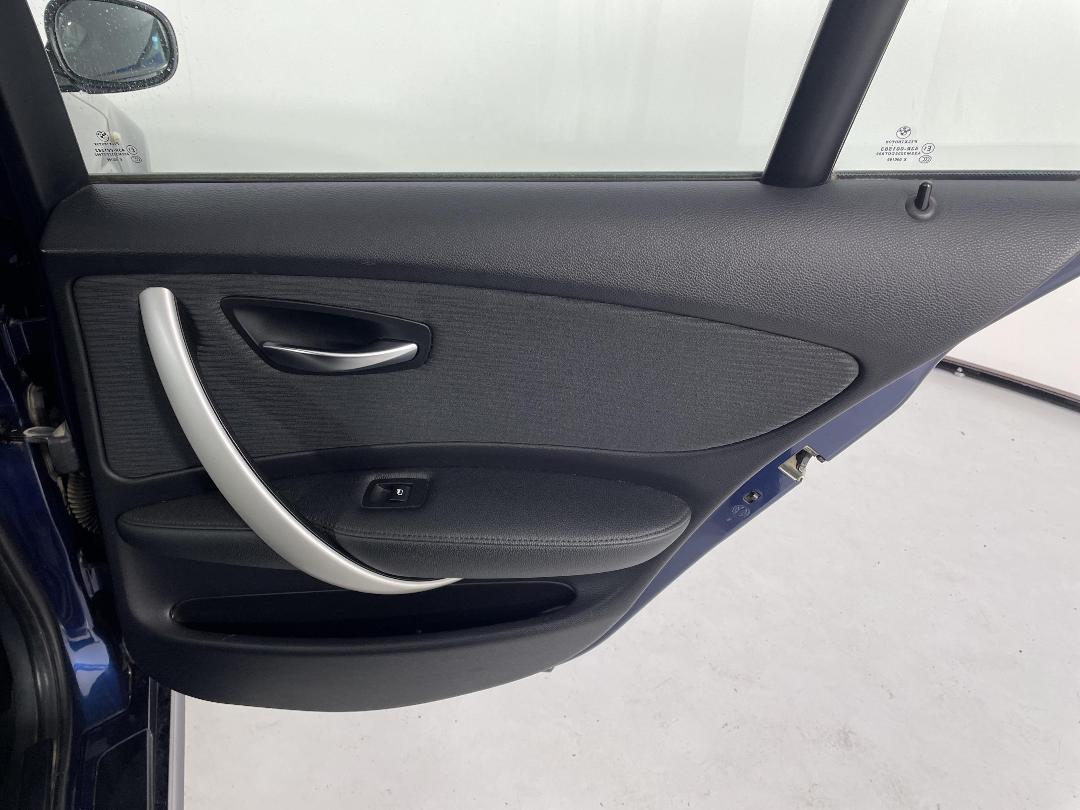 Photo '19' of BMW 120I Photo '19' of BMW 120I