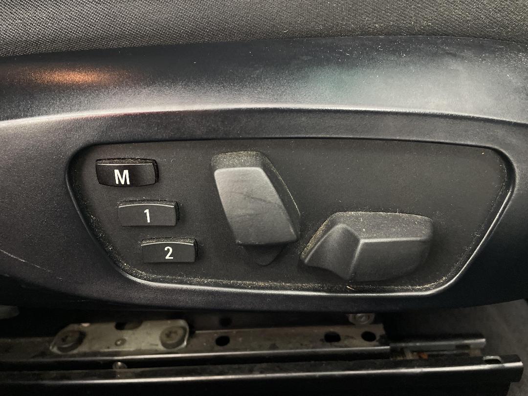 Photo '23' of BMW 120I Photo '23' of BMW 120I