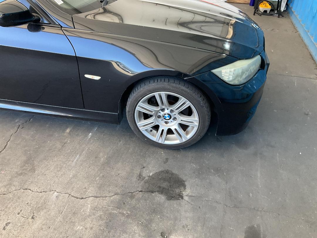 Photo '2' of BMW 3 Series 320I