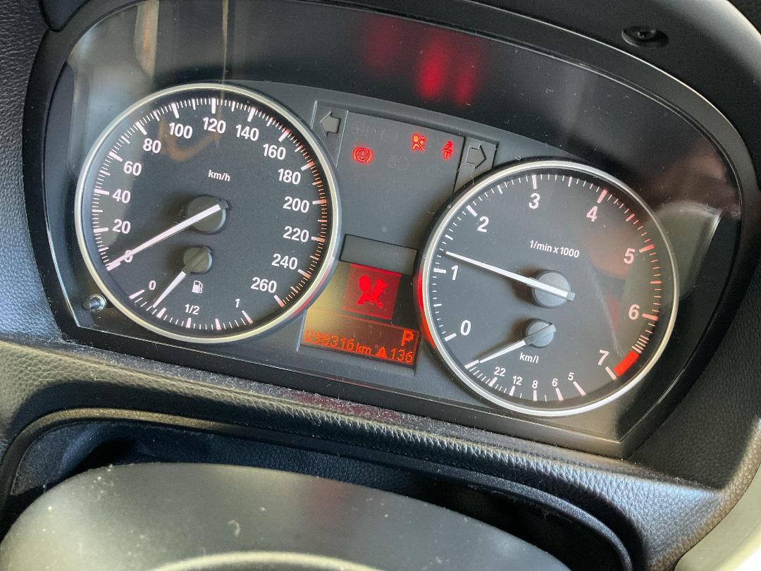 Photo '19' of BMW 3 Series 320I