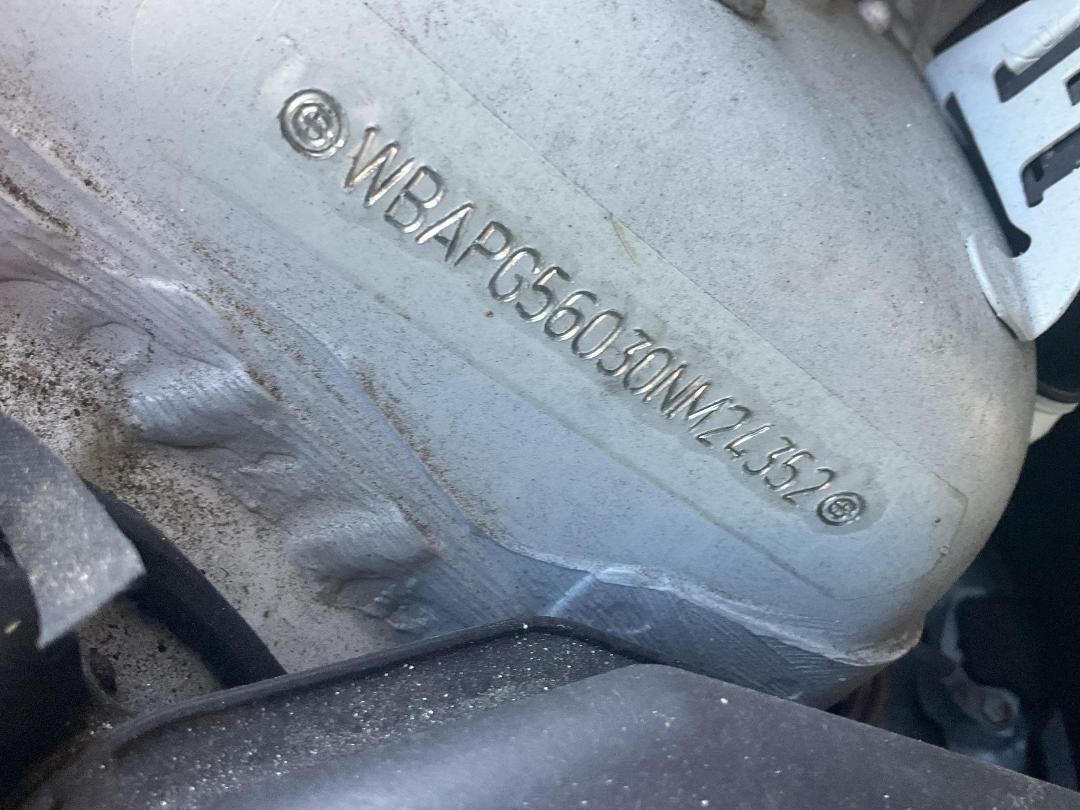 Photo '16' of BMW 3 Series 320I