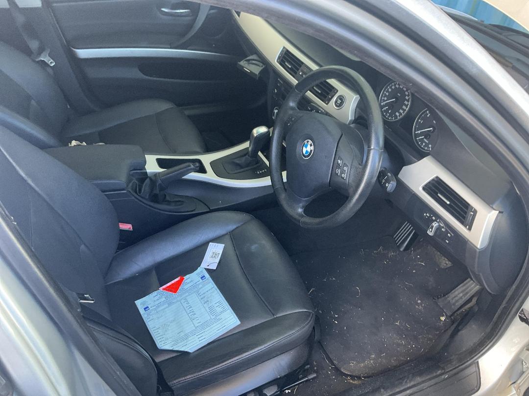 Photo '18' of BMW 3 Series 320I