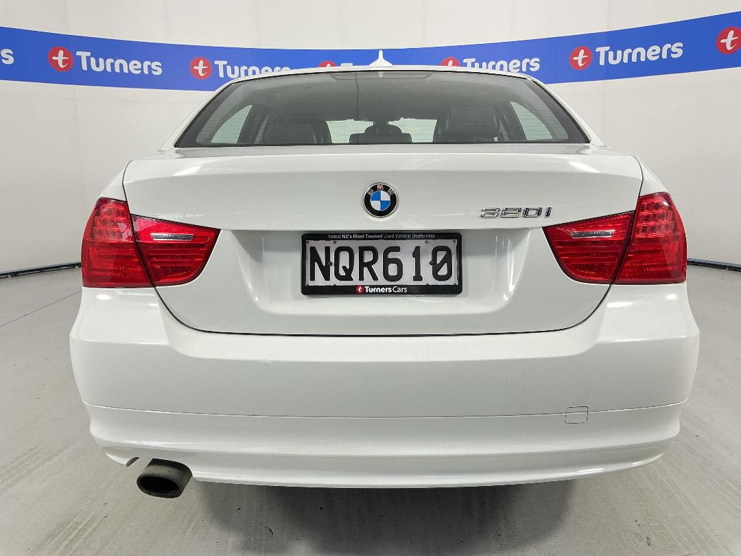 Photo '6' of BMW 320I Photo '6' of BMW 320I