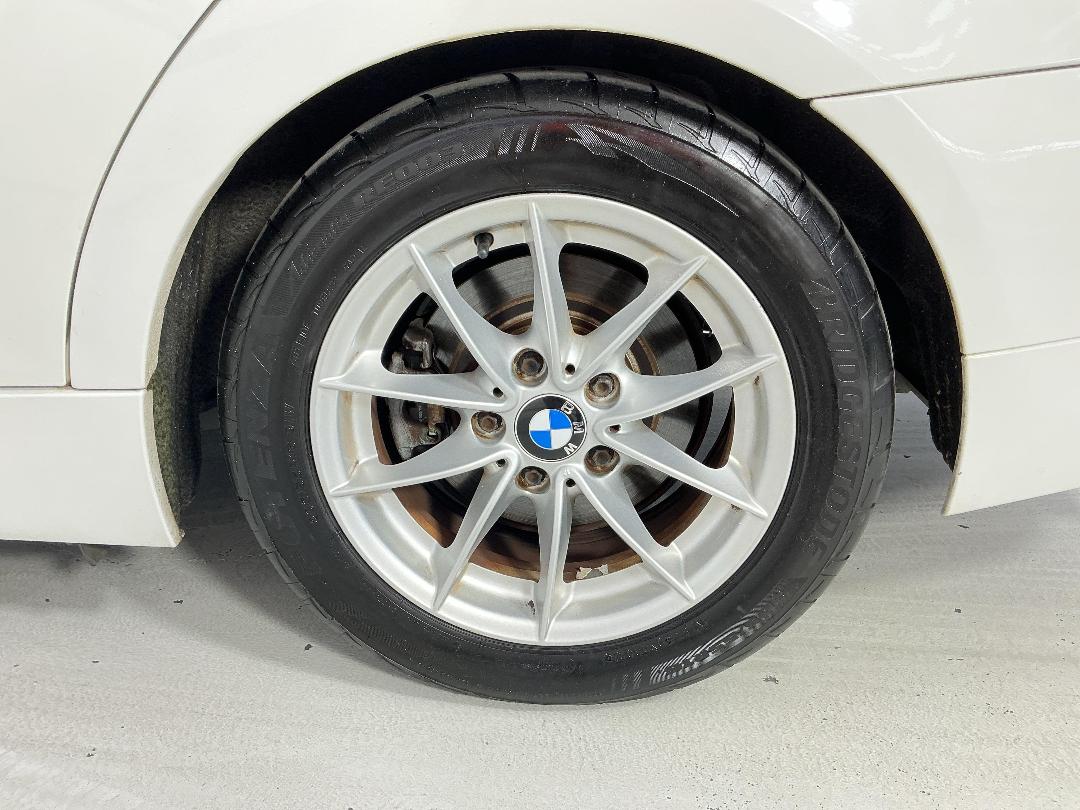 Photo '11' of BMW 320I Photo '11' of BMW 320I