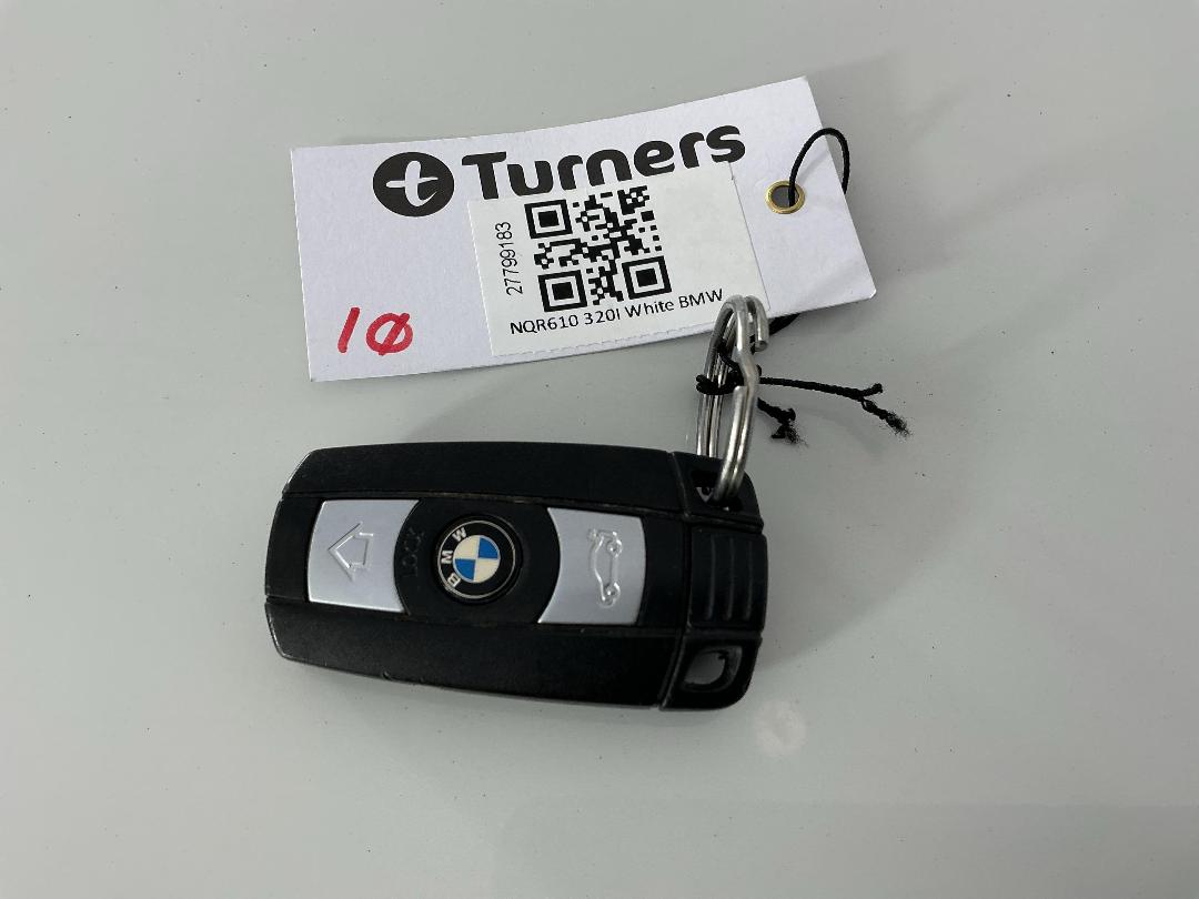 Photo '22' of BMW 320I Photo '22' of BMW 320I