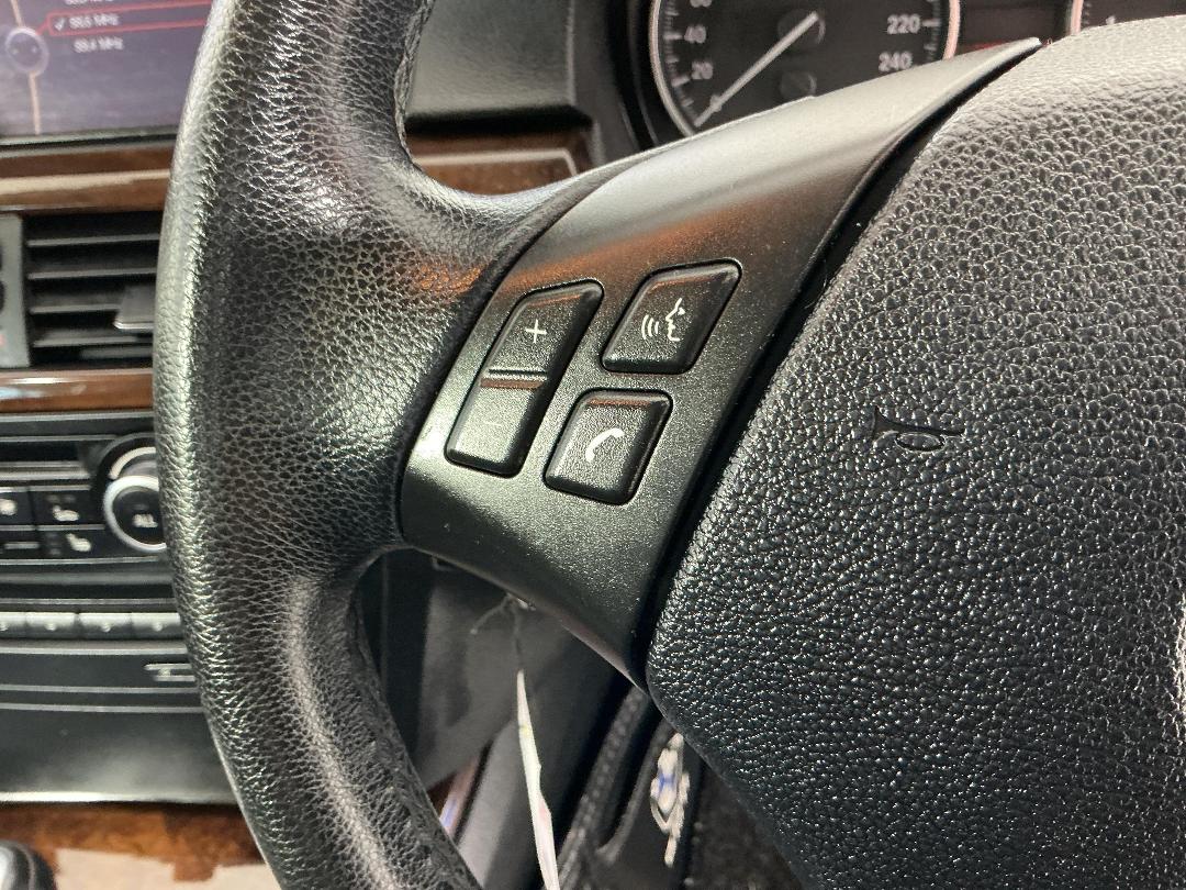 Photo '26' of BMW 320I Photo '26' of BMW 320I