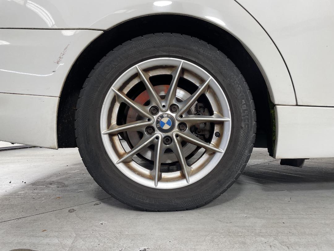 Photo '12' of BMW 320I Photo '12' of BMW 320I