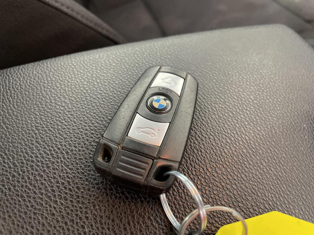 Photo '22' of BMW 320I Photo '22' of BMW 320I