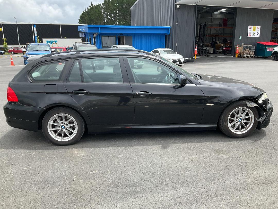 Photo '5' of BMW 320I