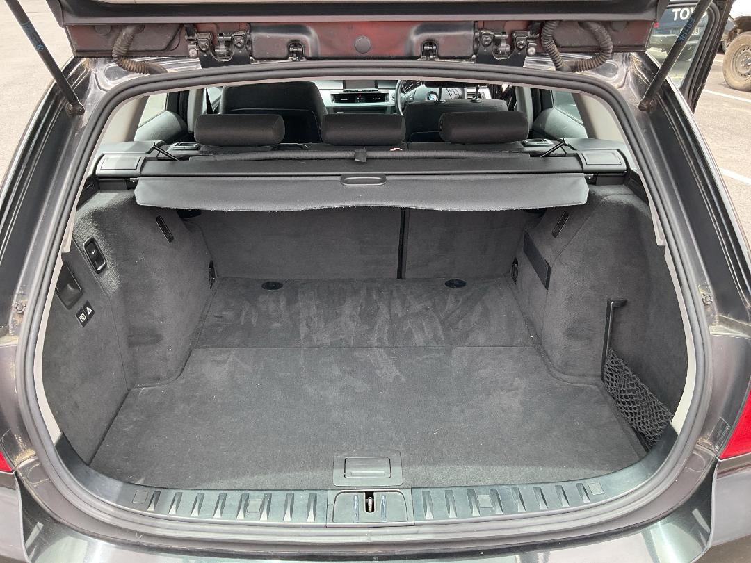 Photo '18' of BMW 320I