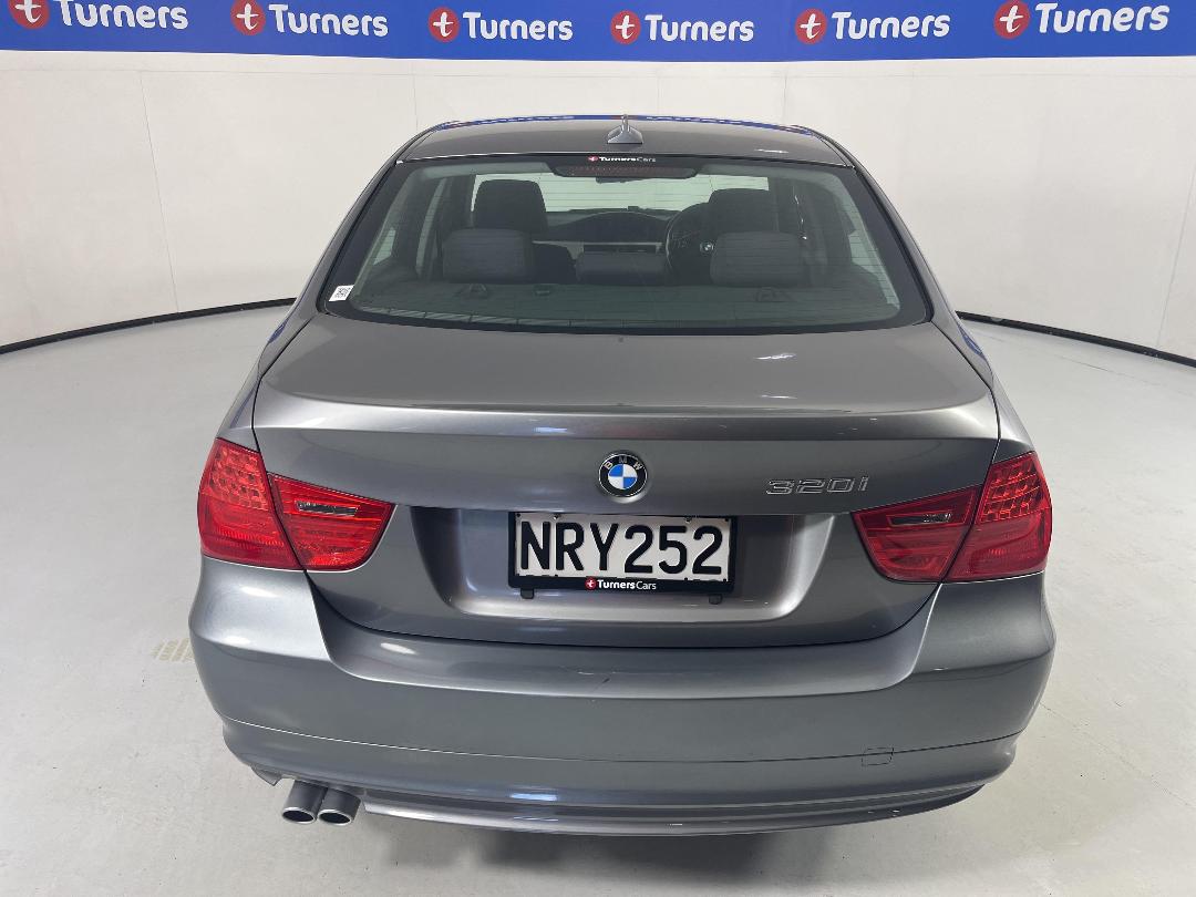 Photo '6' of BMW 320I