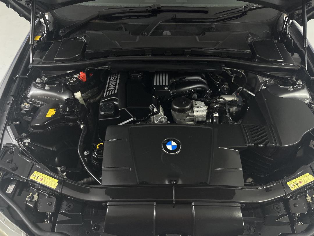 Photo '13' of BMW 320I