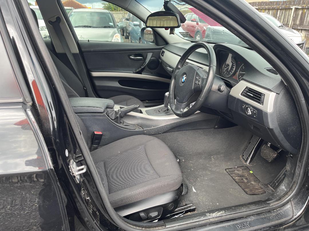 Photo '13' of BMW 320I