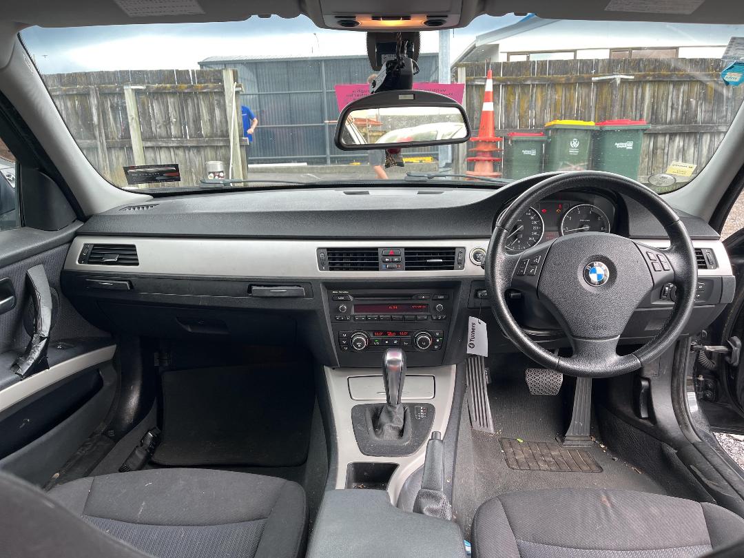 Photo '14' of BMW 320I