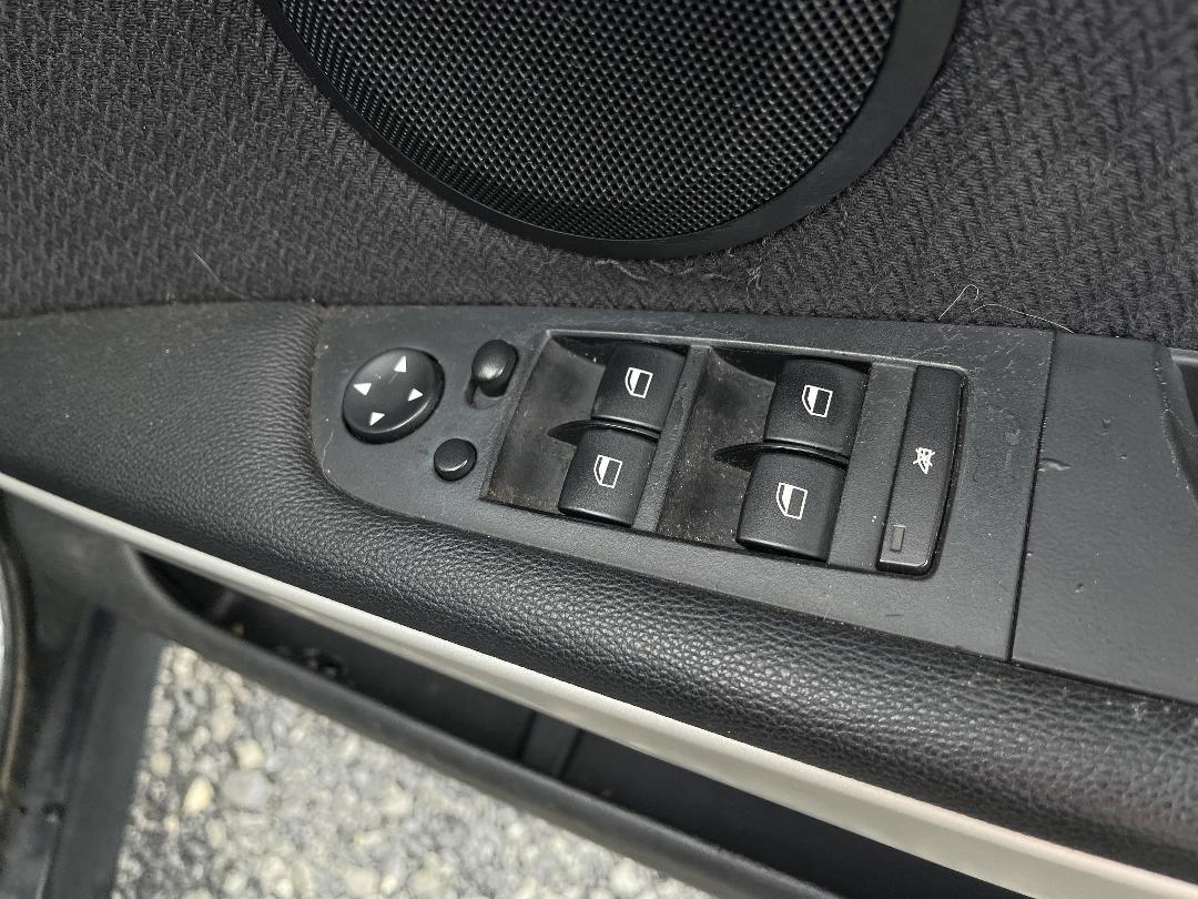 Photo '23' of BMW 320I