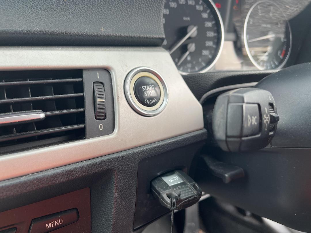 Photo '28' of BMW 320I