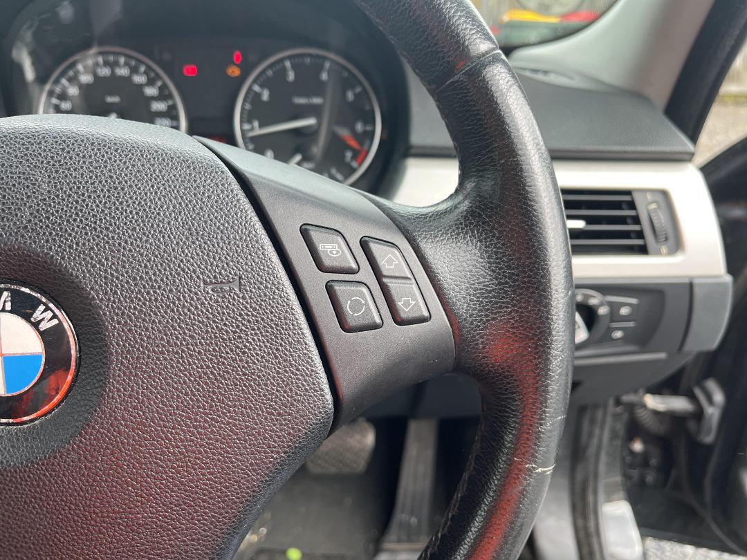 Photo '26' of BMW 320I