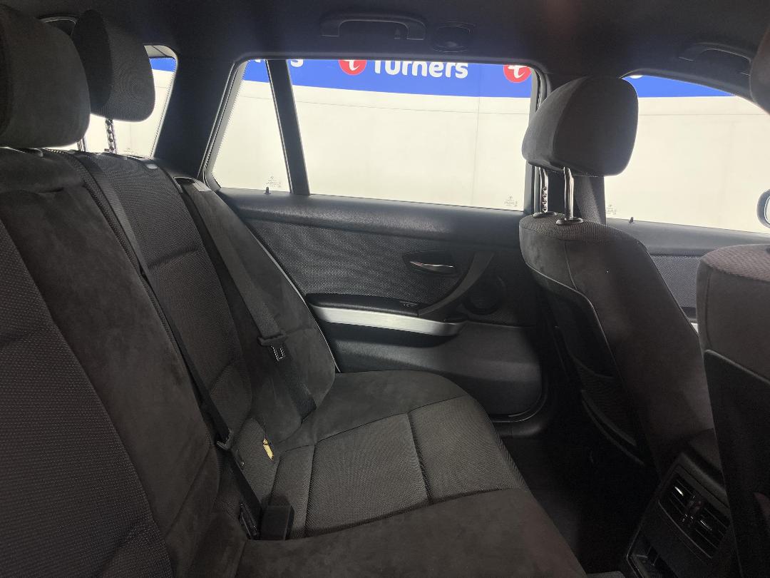 Photo '20' of BMW 320I