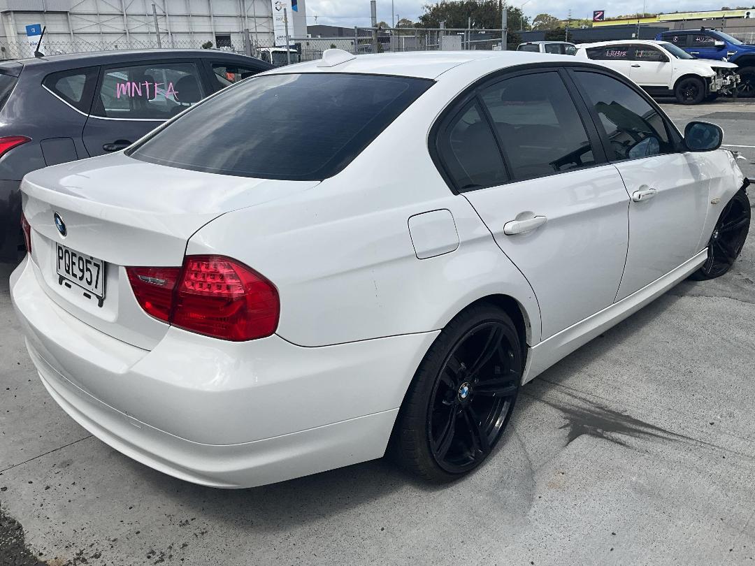 Photo '6' of BMW 320I