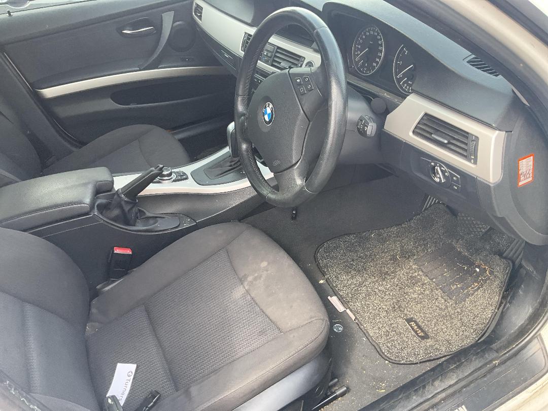 Photo '8' of BMW 320I