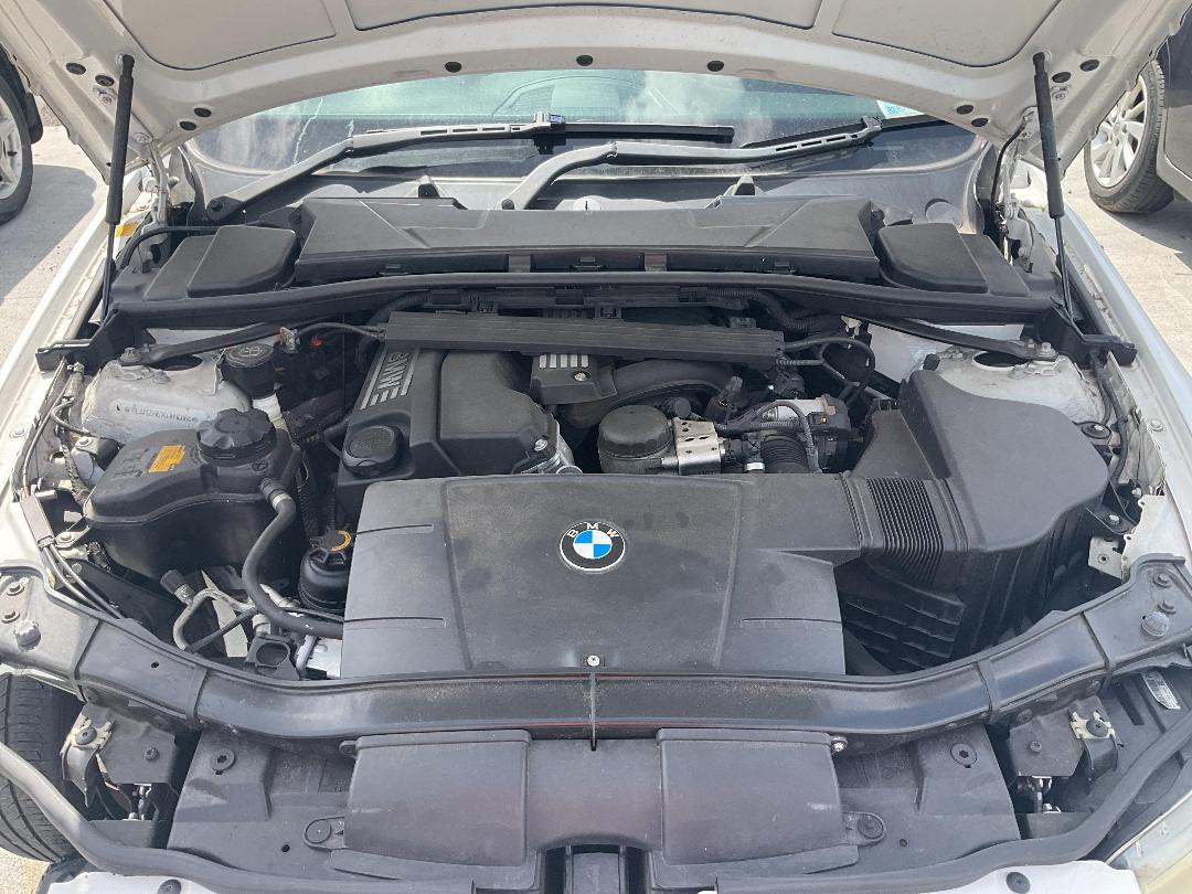 Photo '16' of BMW 320I