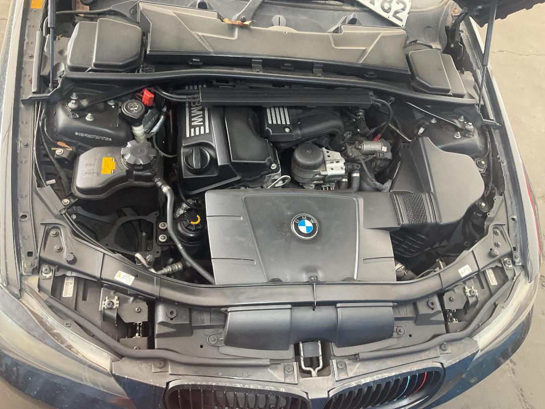 Photo '17' of BMW 320I