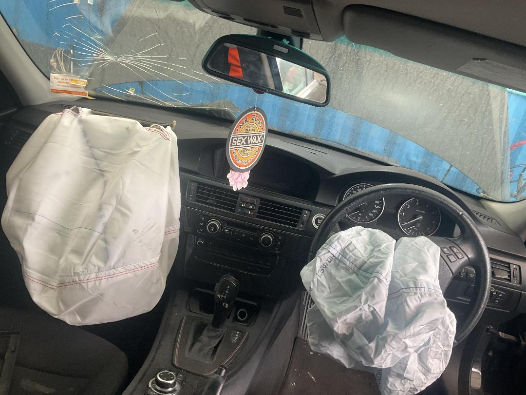 Photo '21' of BMW 320I