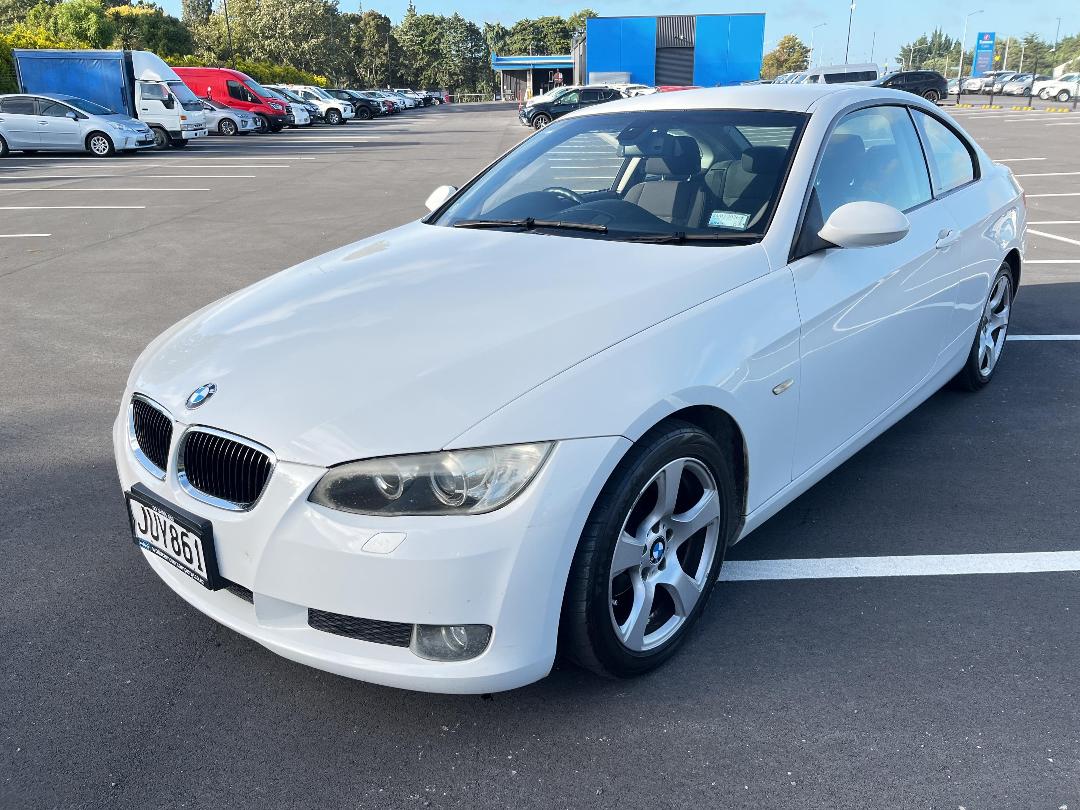 Photo '4' of BMW 320I Coupe Photo '4' of BMW 320I Coupe