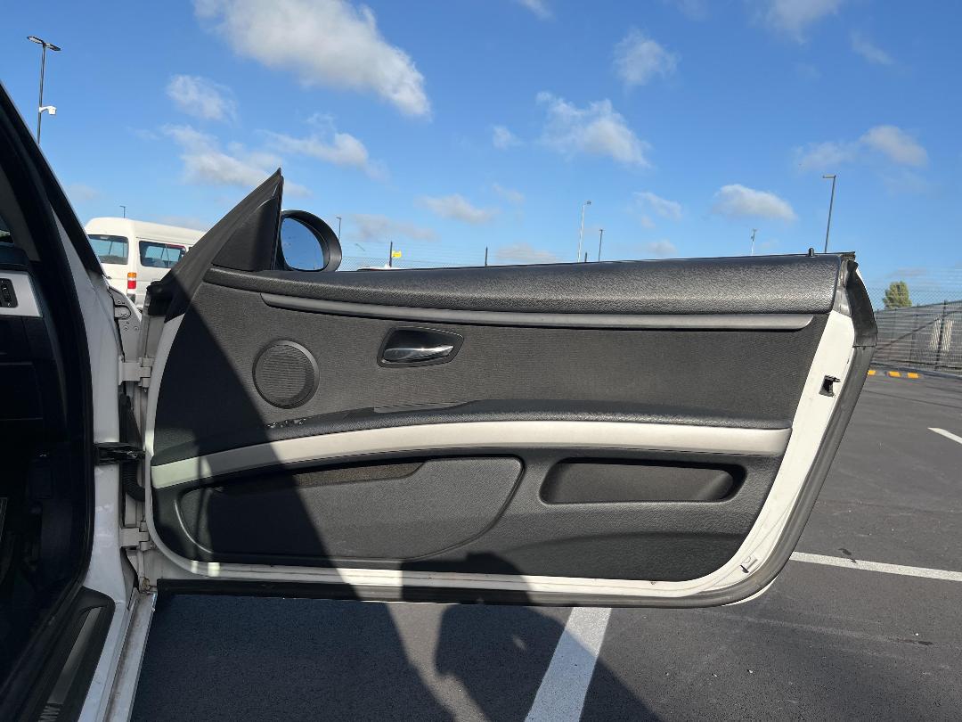 Photo '13' of BMW 320I Coupe Photo '13' of BMW 320I Coupe