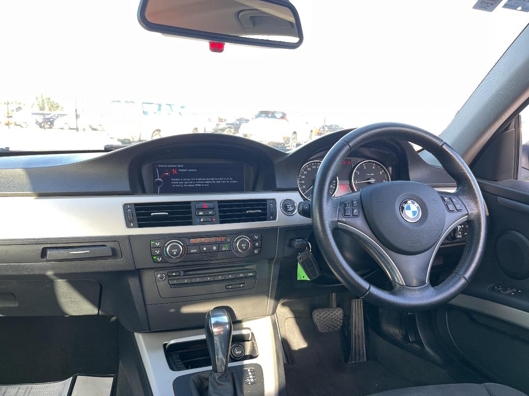 Photo '18' of BMW 320I Coupe Photo '18' of BMW 320I Coupe