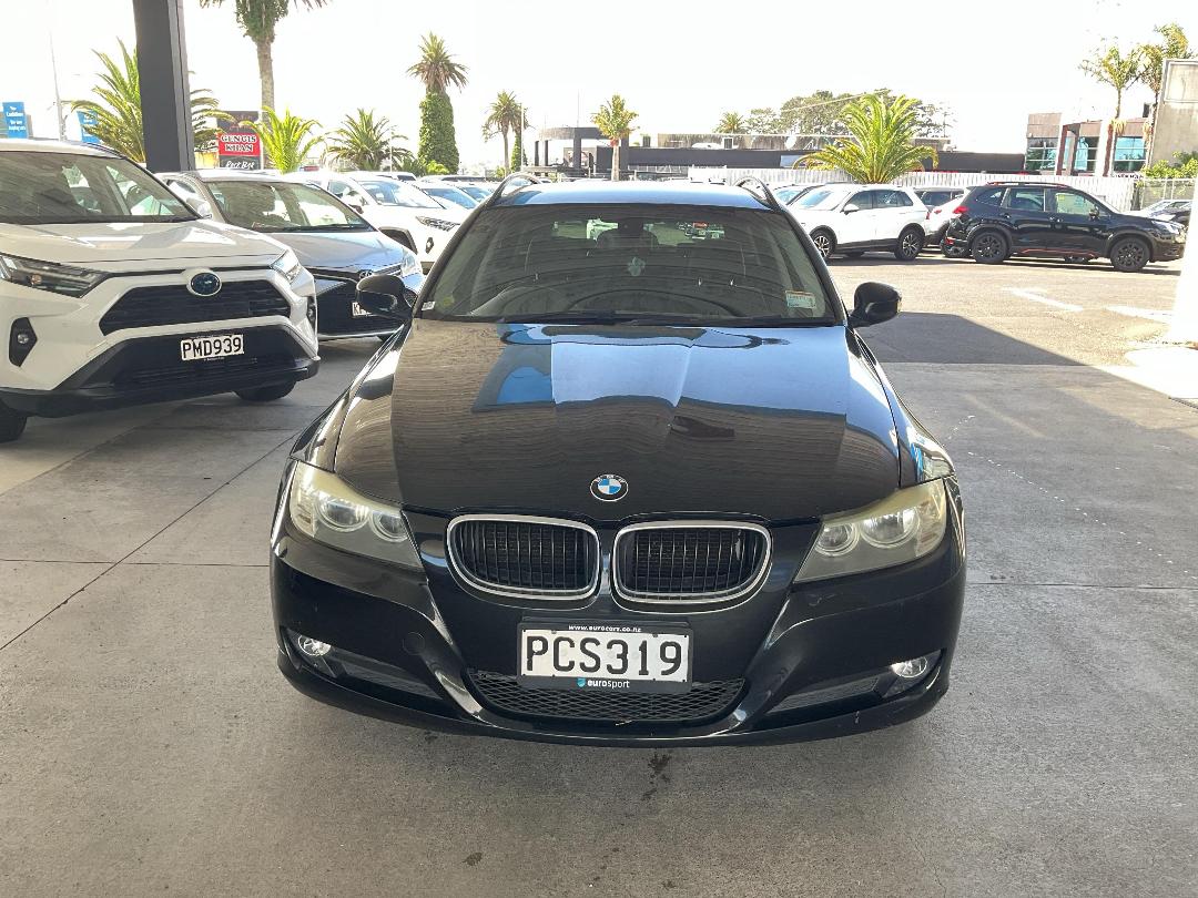 Photo '2' of BMW 320I Photo '2' of BMW 320I