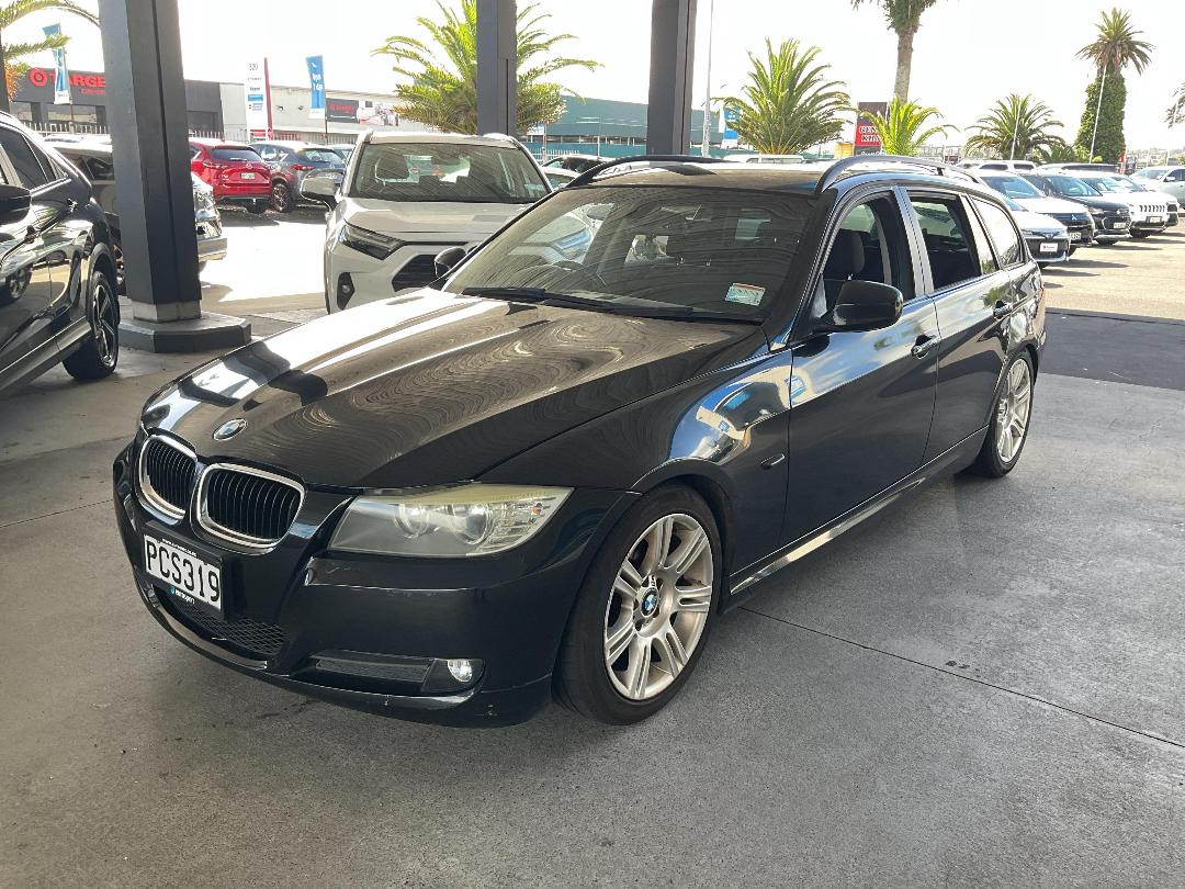 Photo '3' of BMW 320I Photo '3' of BMW 320I