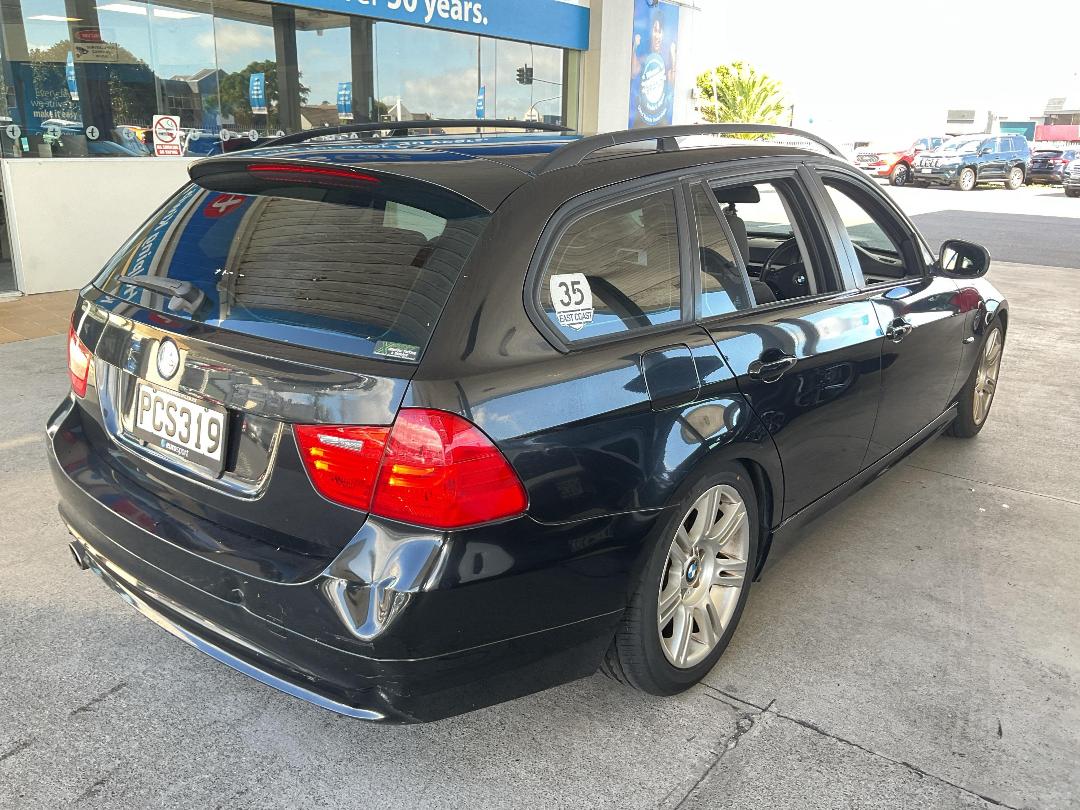 Photo '7' of BMW 320I Photo '7' of BMW 320I