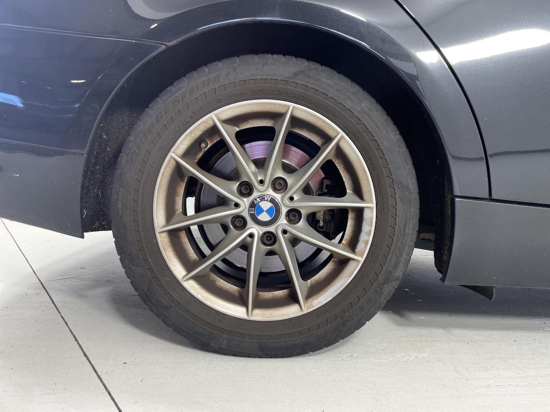 Photo '12' of BMW 320I Photo '12' of BMW 320I