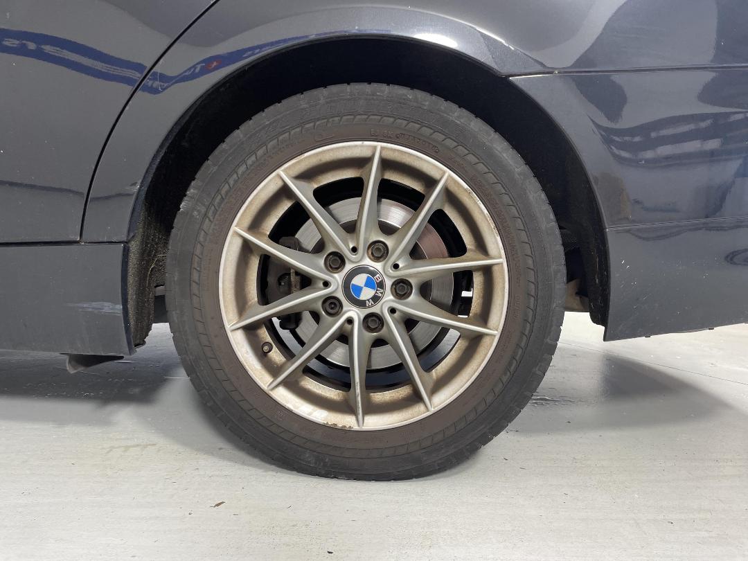 Photo '11' of BMW 320I Photo '11' of BMW 320I