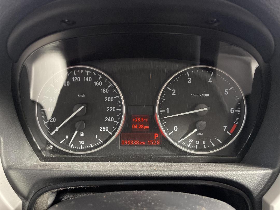 Photo '21' of BMW 320I Photo '21' of BMW 320I